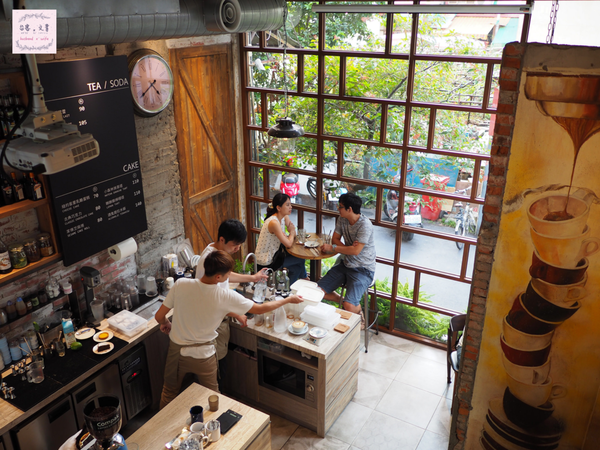 【彰化⋈咖啡】暖心的服務  店內處處是細緻風景的「右舍咖啡vicinocafe」(多圖) @台客X文青的夫婦日常