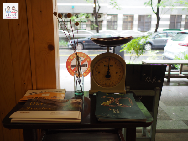 【宜蘭⋈咖啡】溫馨日式風格的「夏至咖啡」 店內雜貨一直在跟我荷包招手啊！ @台客X文青的夫婦日常