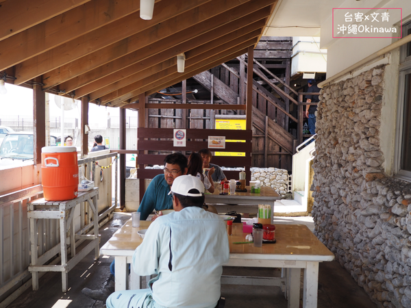 【沖繩⋈美食】湯頭清香甘甜肉質柔嫩  令人滿足的「浜屋沖繩麵」 @台客X文青的夫婦日常